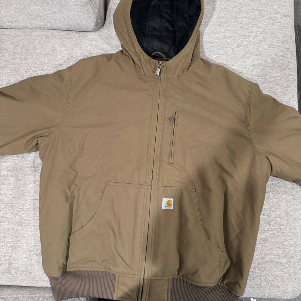 Like New Carhartt Hooded Men's Work Jacket. Camel size XL